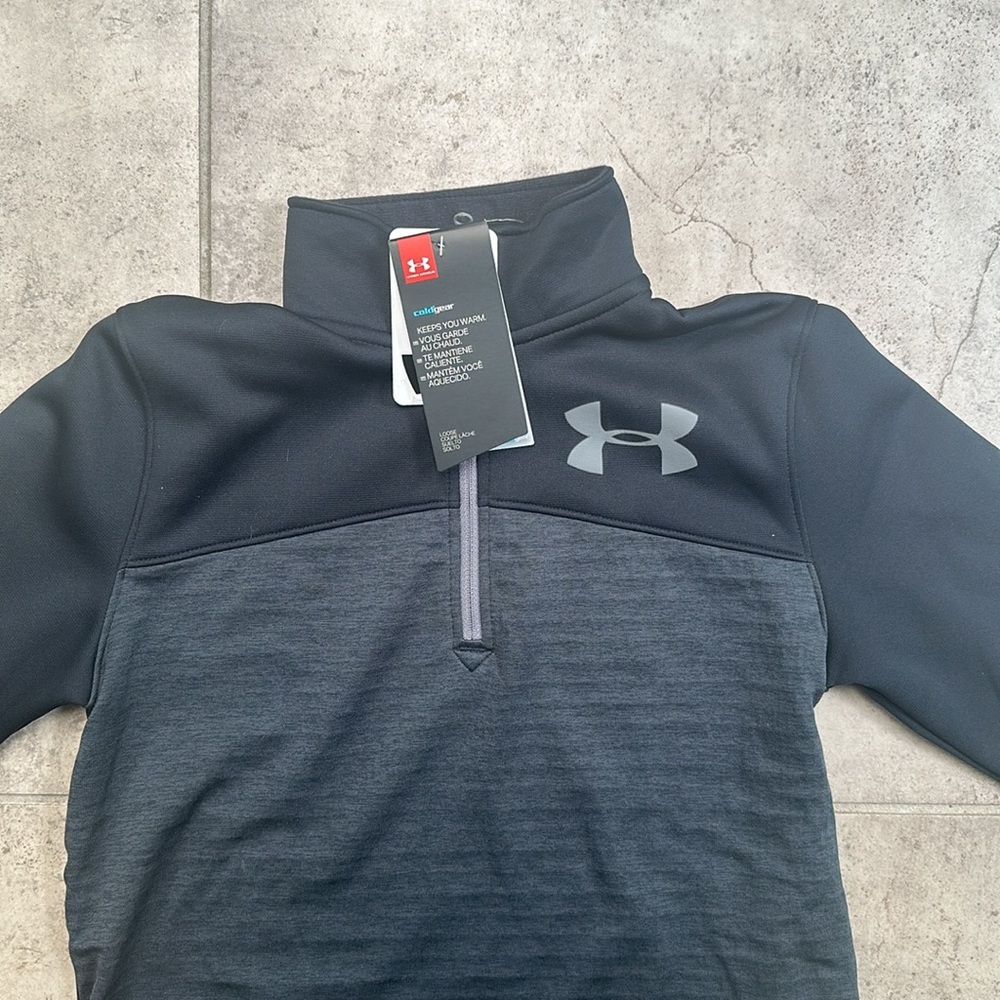 Under Armoir Boys 1/4 Zip - Picture 2 of 4
